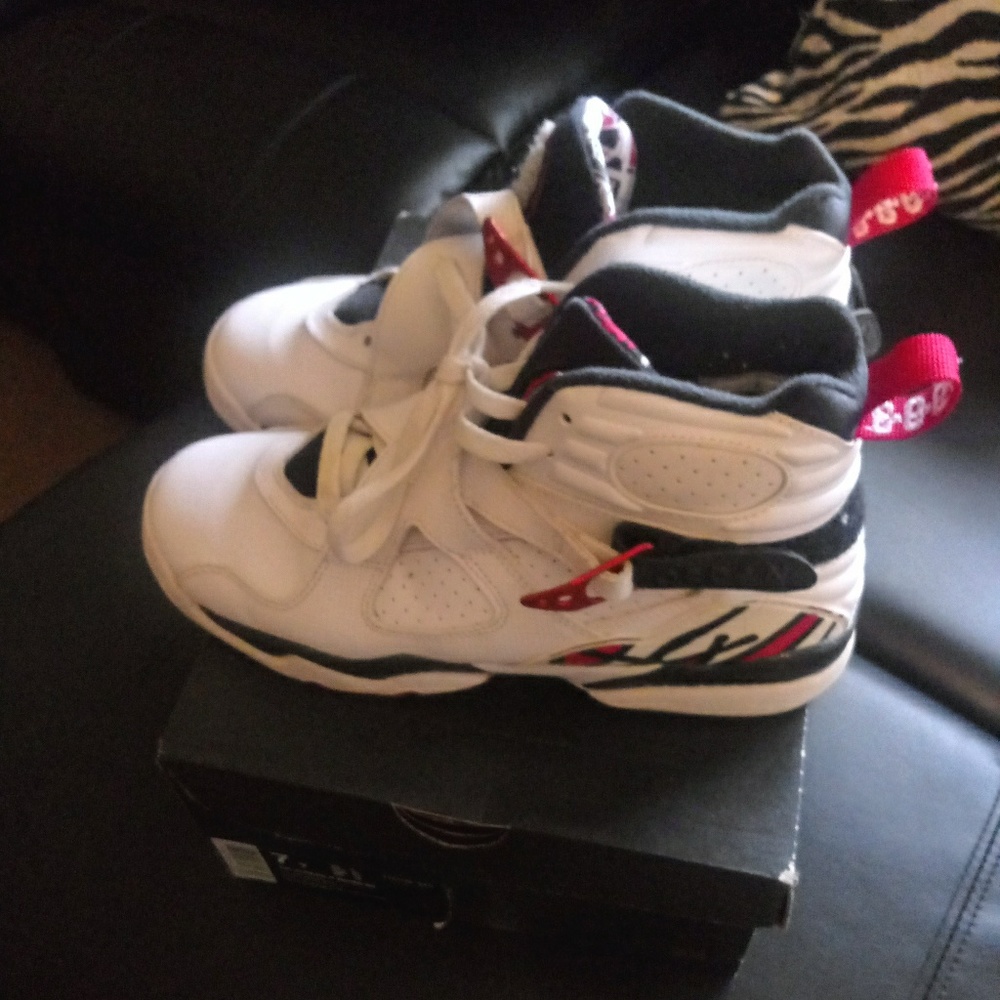 Boys Sneakers worn twice in great condition